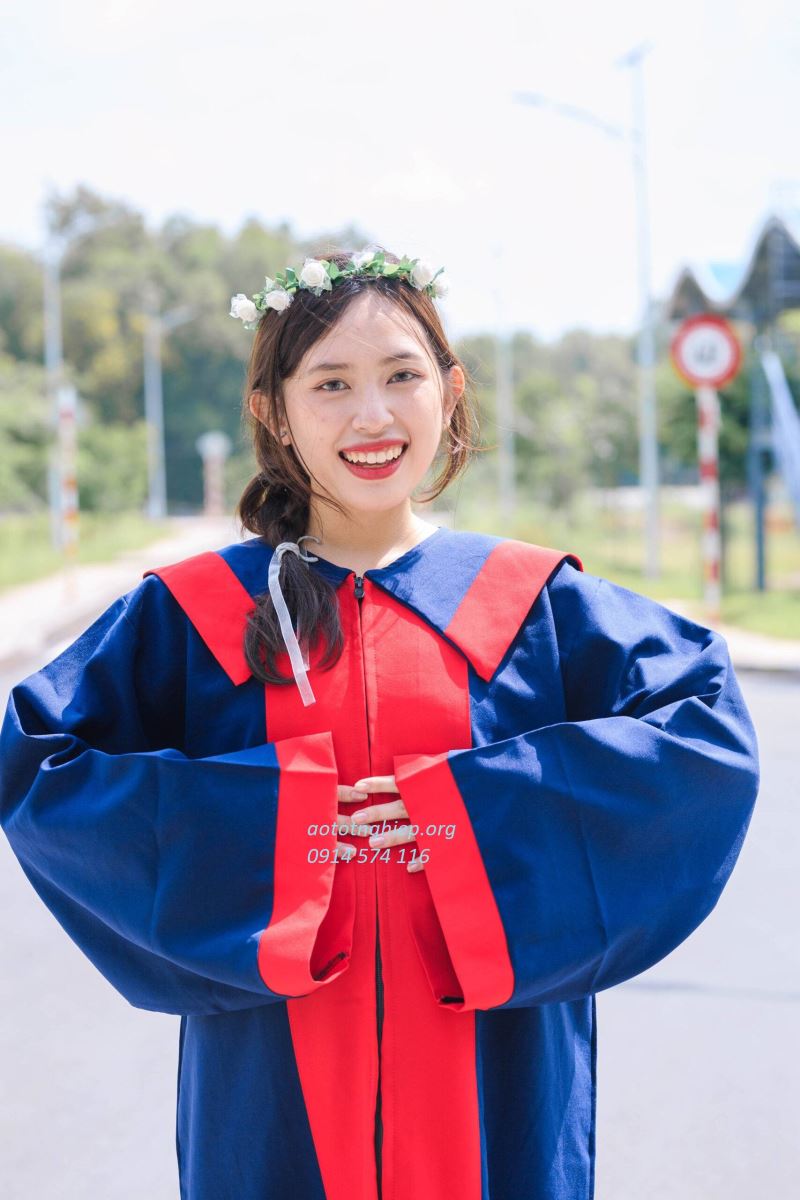 Áo tốt nghiệp Tân Bình